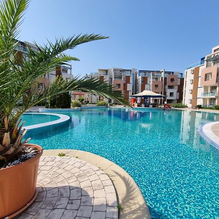 Studio Apartment With Balcony 300M From Beach Slăntjev Brjag Exteriör bild