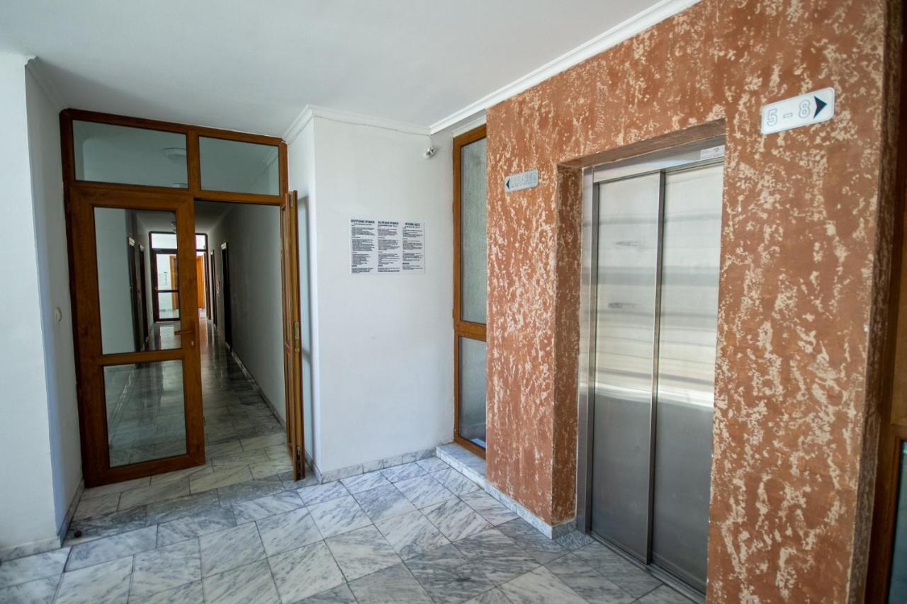 Studio Apartment With Balcony 300M From Beach Slăntjev Brjag Exteriör bild
