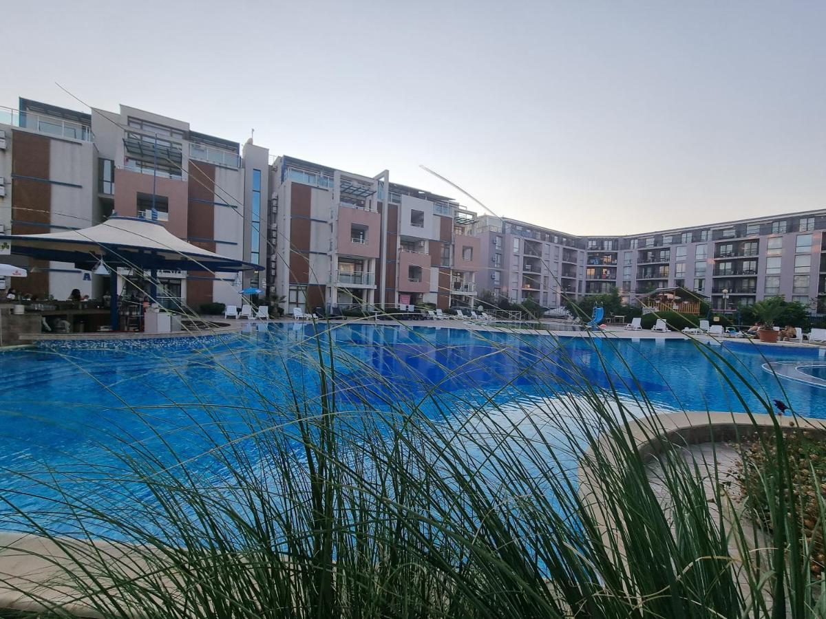 Studio Apartment With Balcony 300M From Beach Slăntjev Brjag Exteriör bild