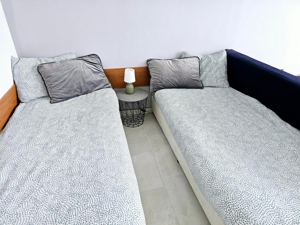 Studio Apartment With Balcony 300M From Beach Slăntjev Brjag Exteriör bild